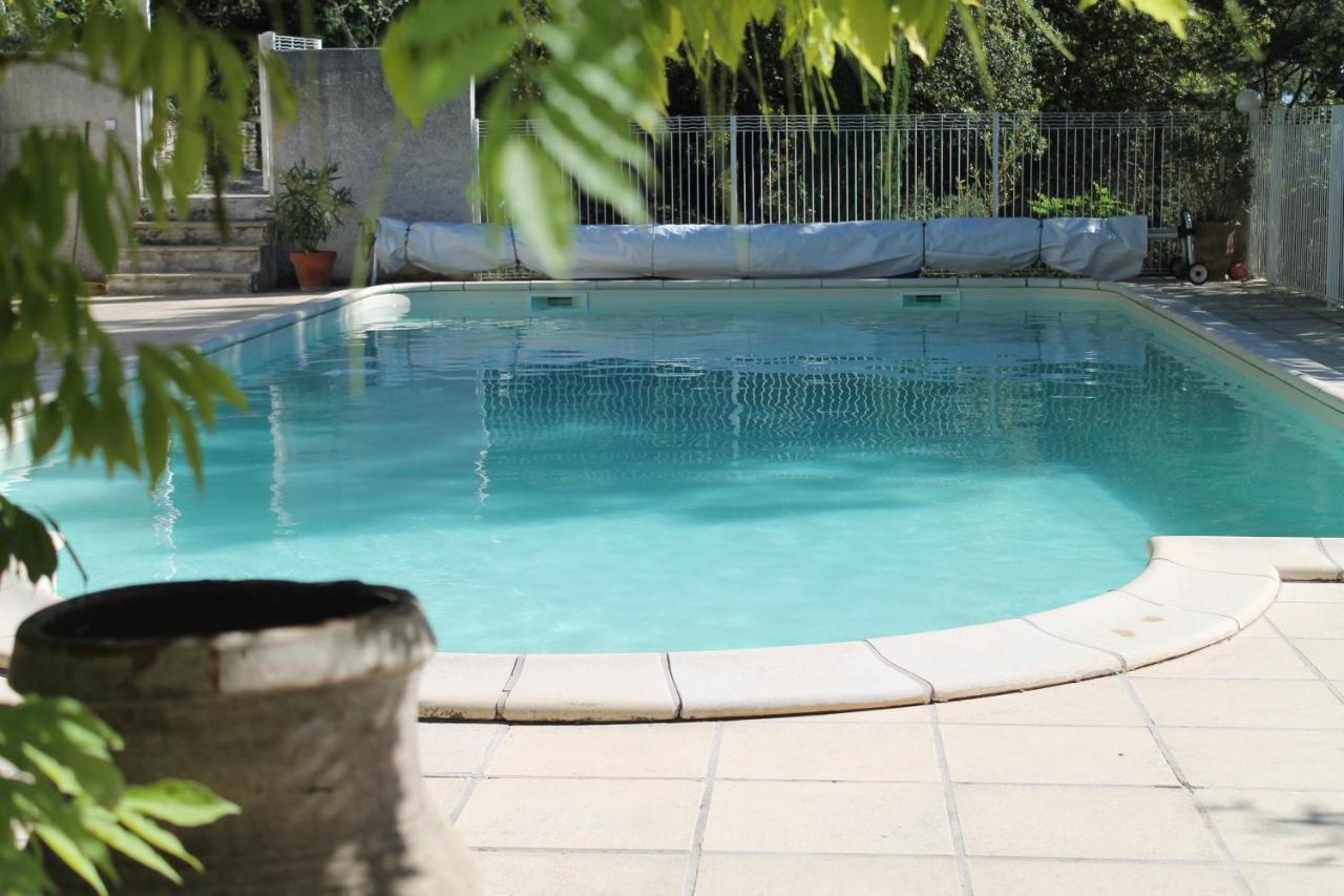 Lou Paradou Lodge Grillon Bagian luar foto